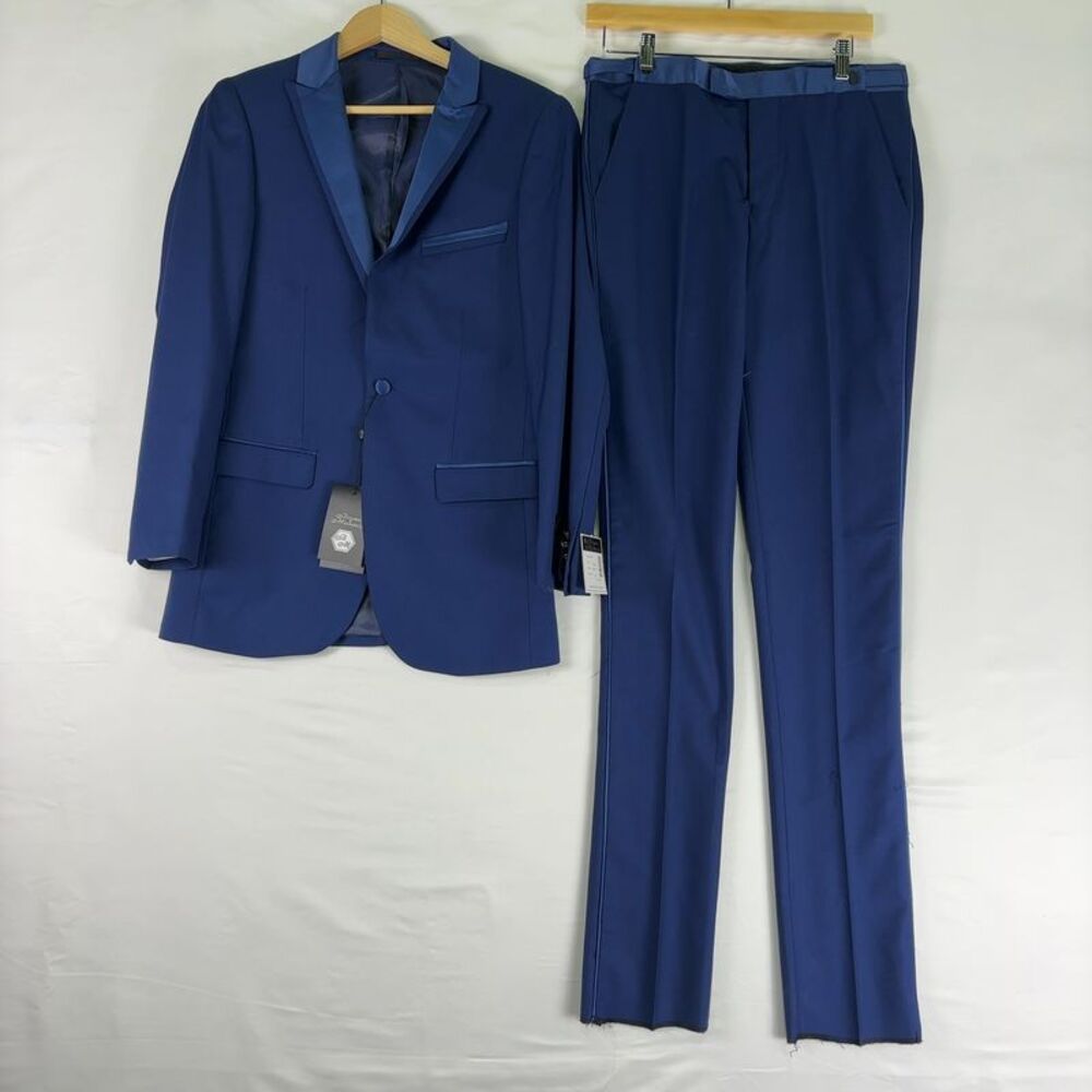 Bryan Michaels Slim Fit 2pc Tuxedo